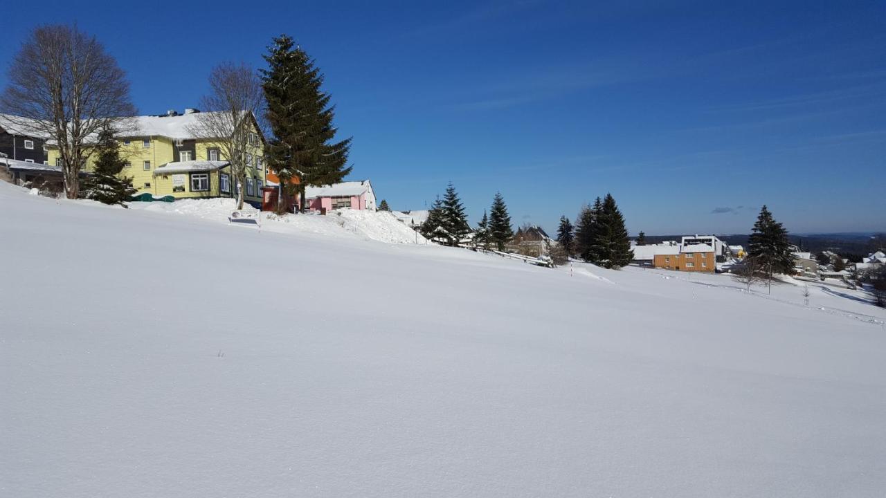 Hotel Schoene Aussicht Masserberg Exterior foto